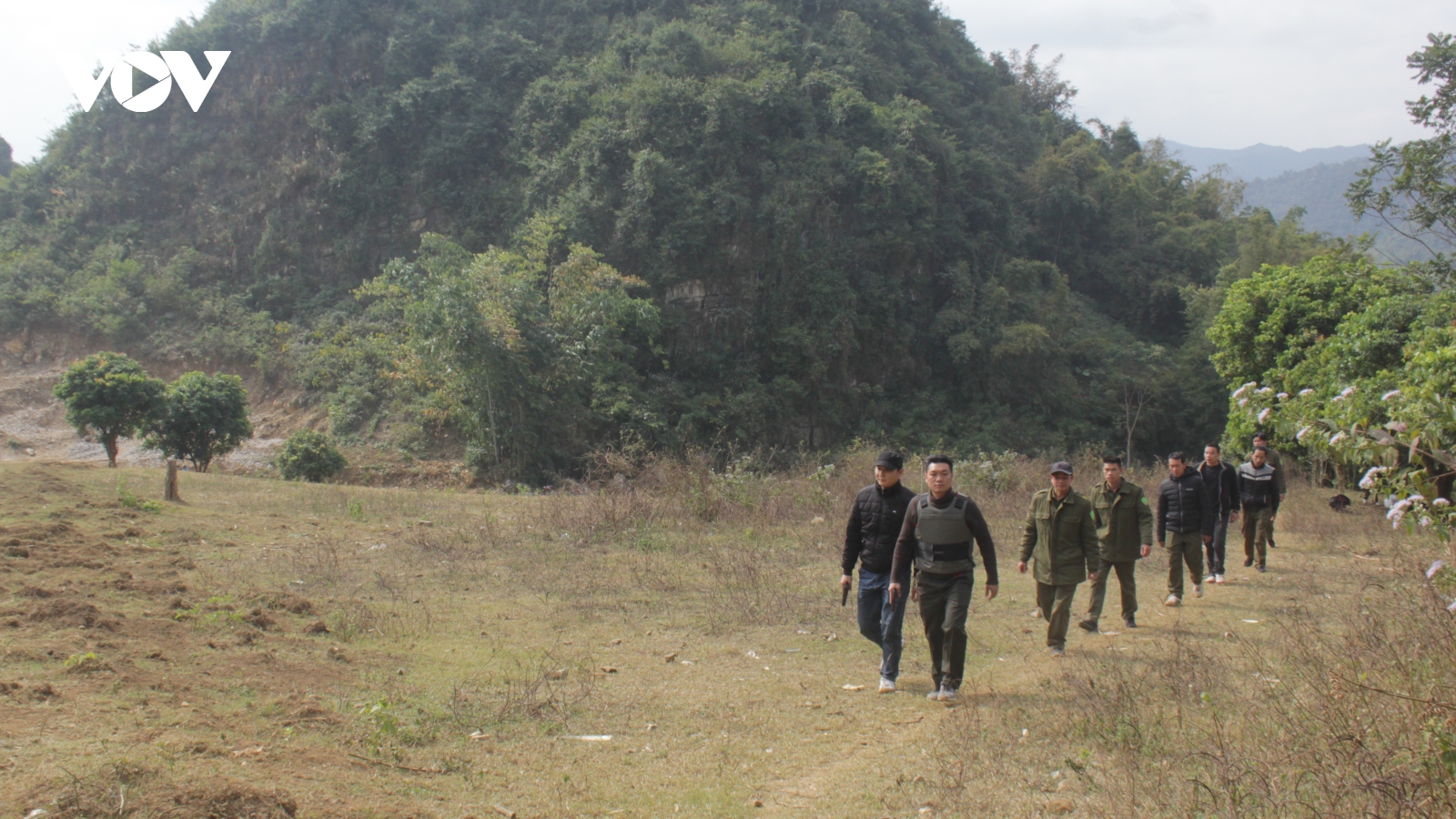 Khép vòng vây truy bắt tên buôn ma túy có súng ở Sơn La