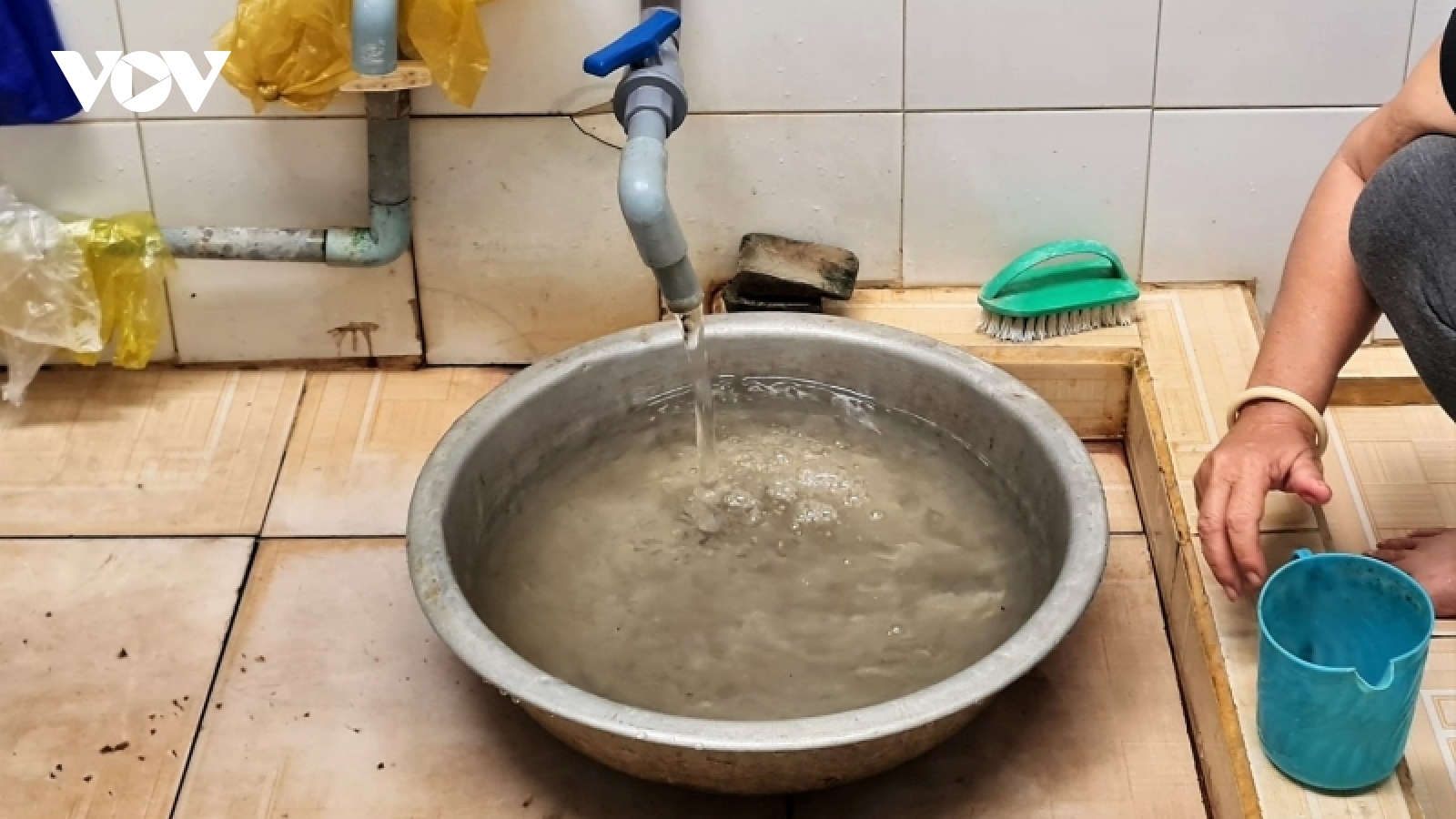 Vụ nước bẩn ở Khu đô thị Hoàng Tâm: Vẫn đang chờ cơ quan chức năng