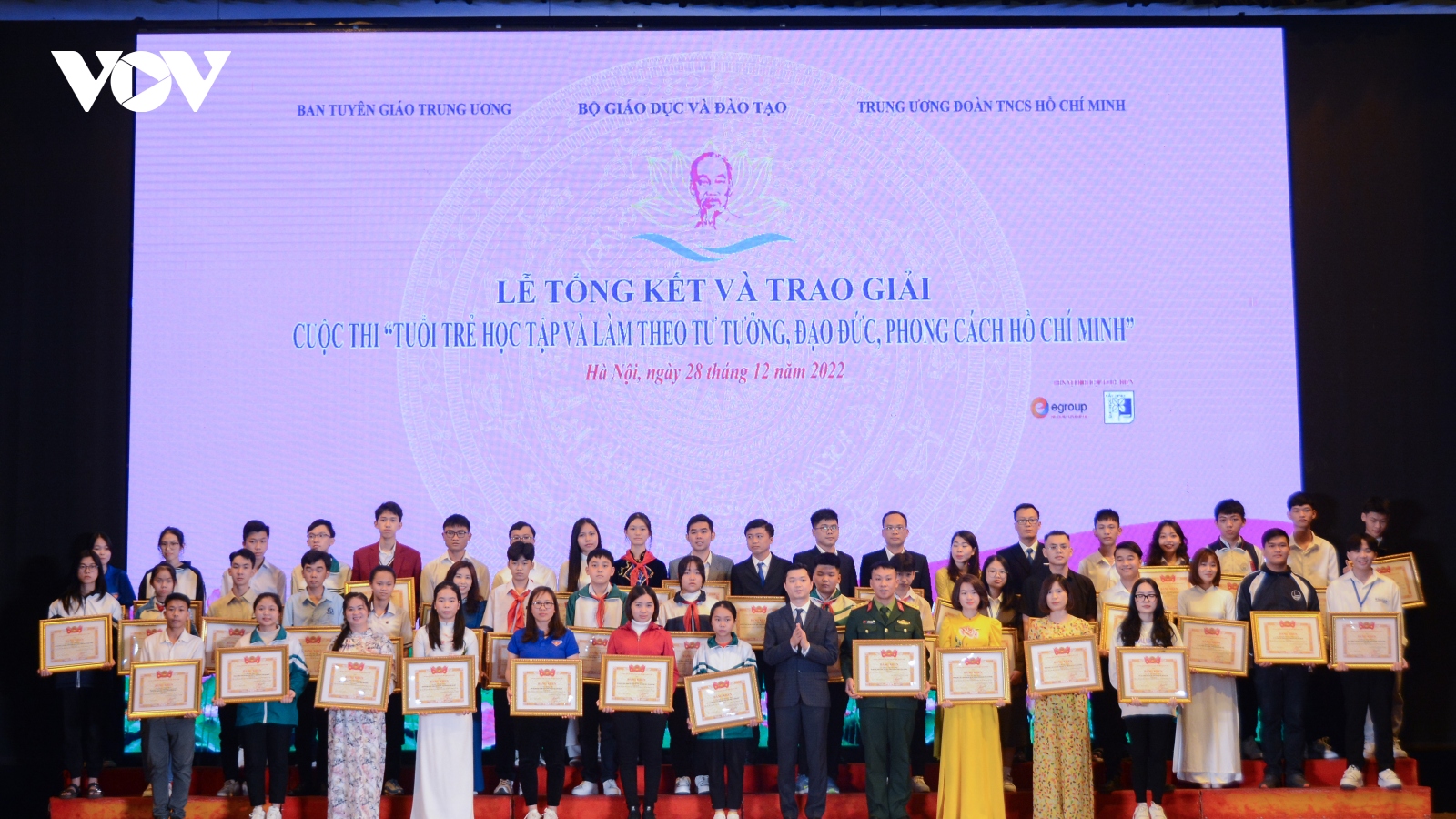 Trao giải cuộc thi Tuổi trẻ học tập và làm theo tư tưởng, đạo đức Hồ Chí Minh