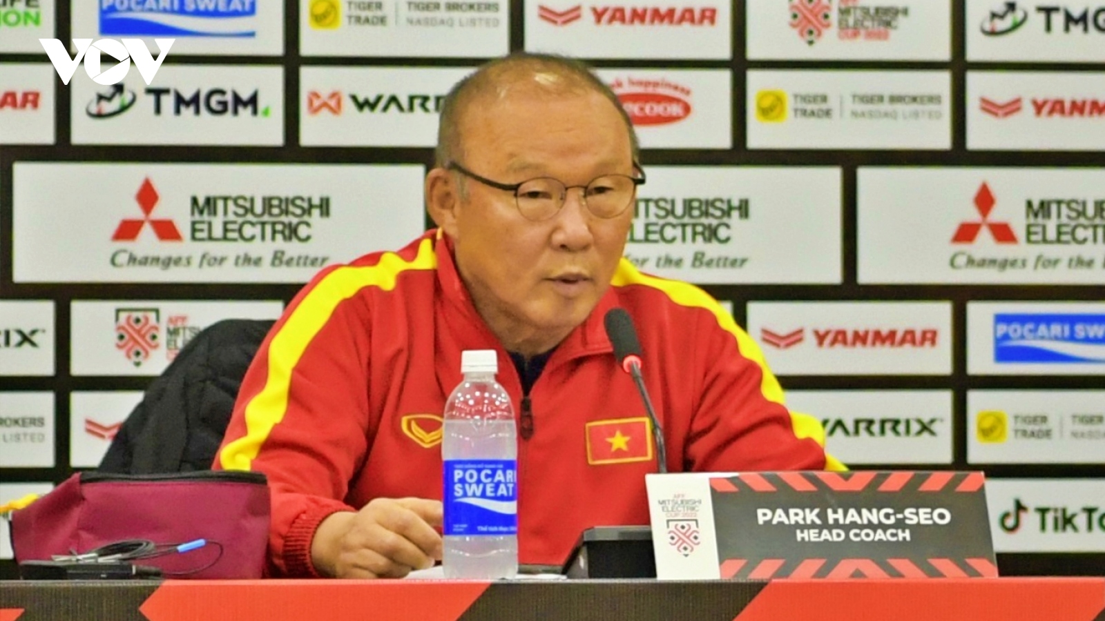 HLV Park Hang Seo để Quang Hải nghỉ ngơi ở trận đấu với Malaysia?