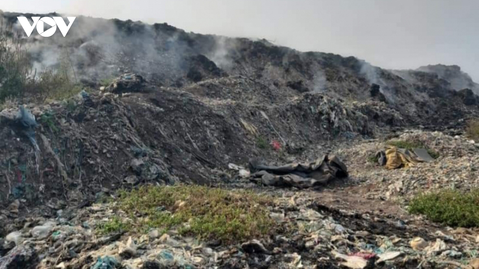 Tiền Giang: Bãi rác "khổng lồ" sau 5 năm chưa được “xử lý”