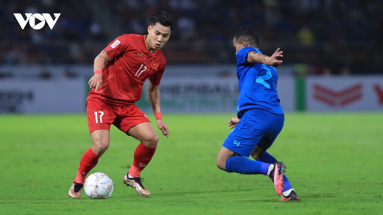 ĐT Việt Nam nhìn Thái Lan đăng quang tại AFF Cup 2022 ở trận đấu chia tay thầy Park