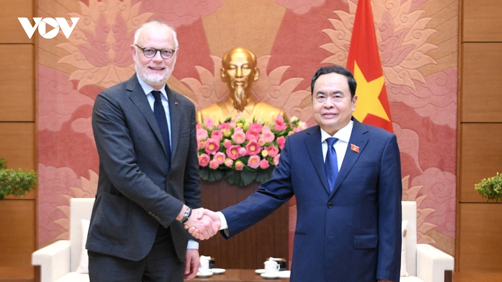 Nguyên Thủ tướng Pháp bày tỏ ấn tượng về phát triển kinh tế- xã hội của Việt Nam