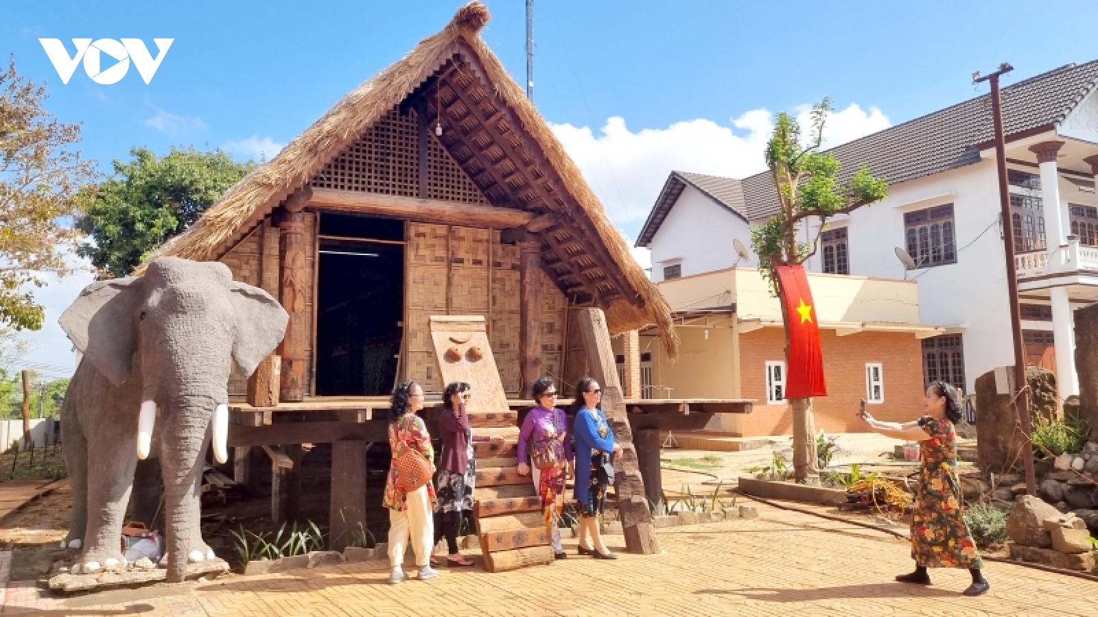 Công bố Buôn du lịch cộng đồng đầu tiên ở Đắk Lắk
