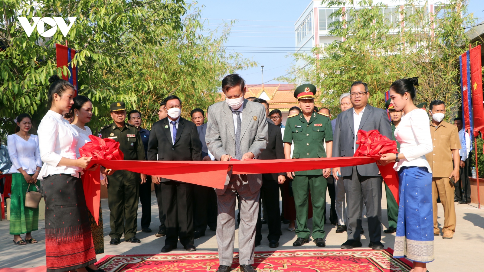 Thêm một Đài Hữu nghị Việt Nam - Campuchia được khánh thành
