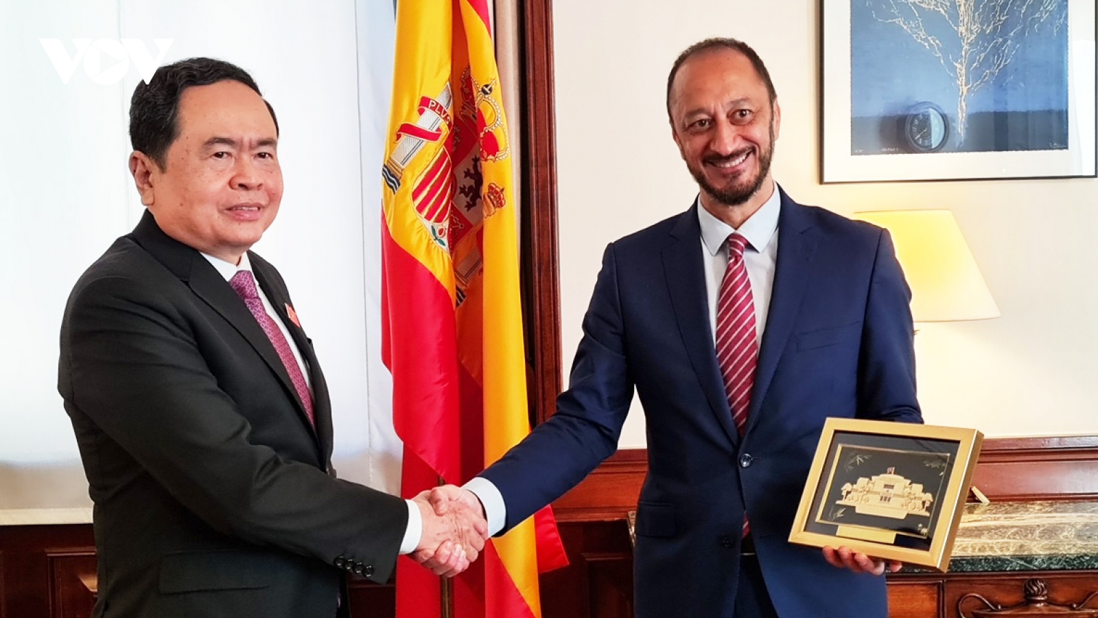 Phó Chủ tịch Quốc hội Trần Thanh Mẫn hội đàm với lãnh đạo lưỡng viện Tây Ban Nha