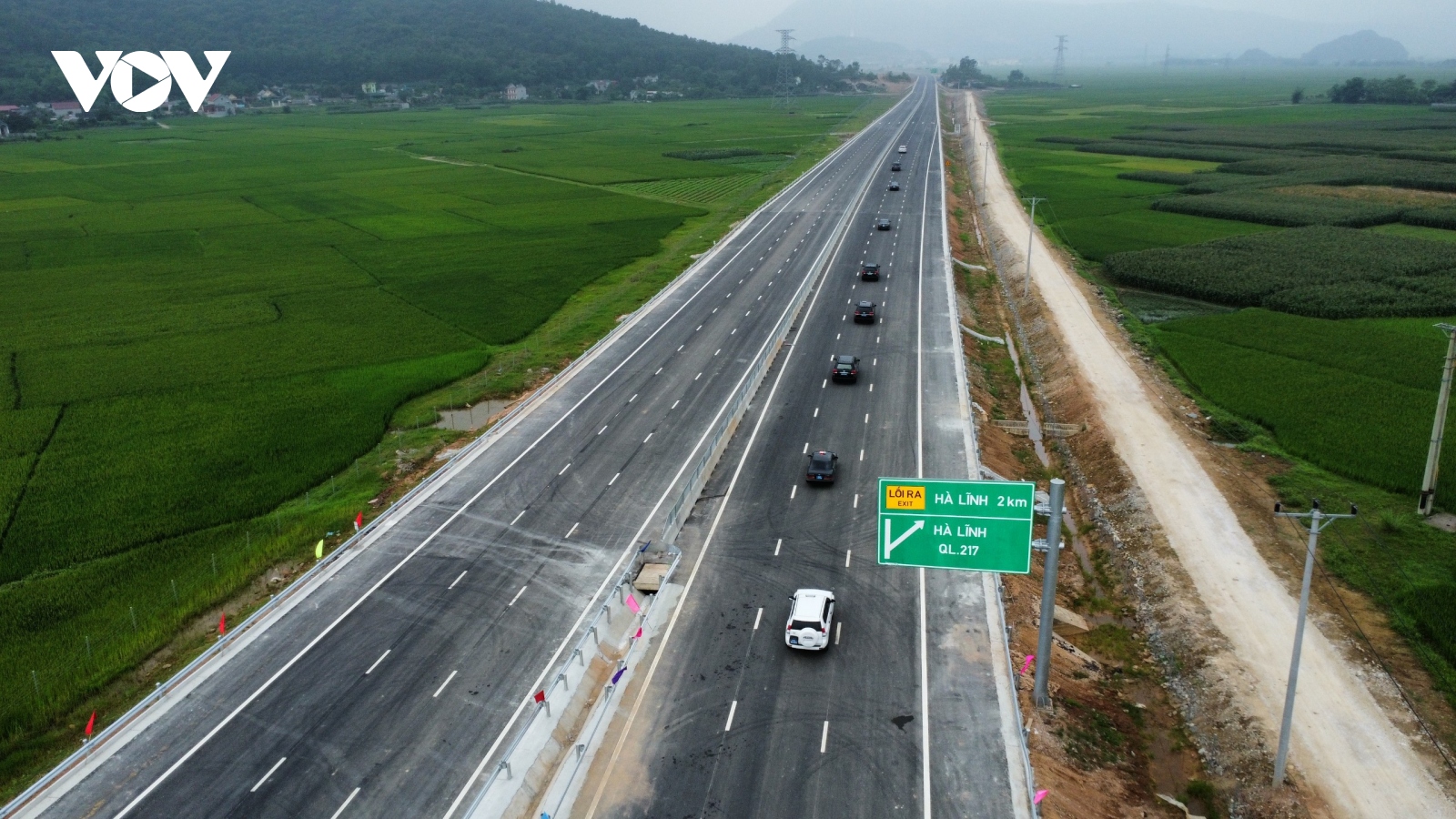 Thông xe 2 đoạn cao tốc Bắc-Nam: “Chúng tôi tự hào được làm cao tốc”