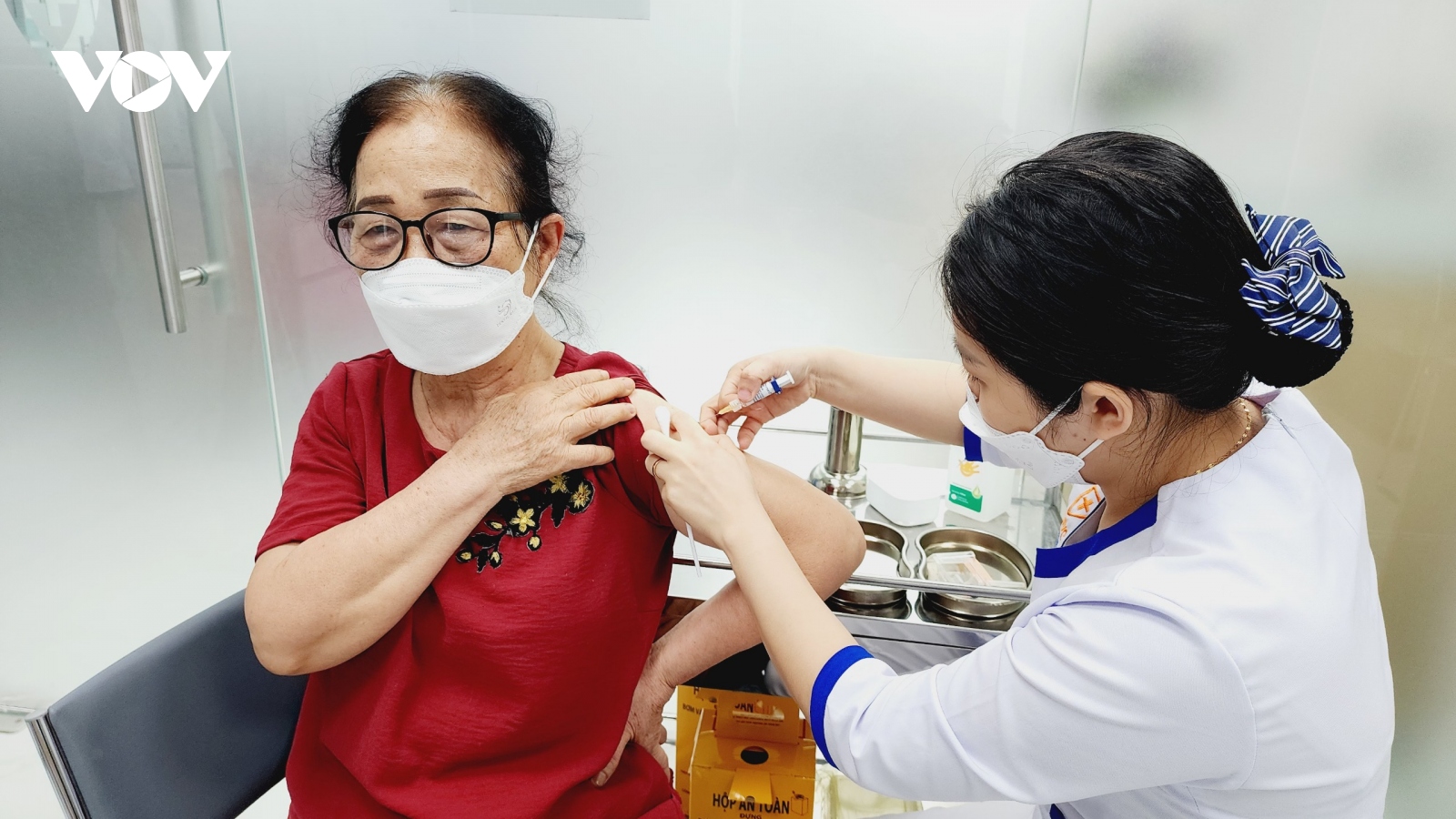 Tiêm phòng vaccine cúm, phế cầu tăng khả năng bảo vệ phổi trước Covid -19