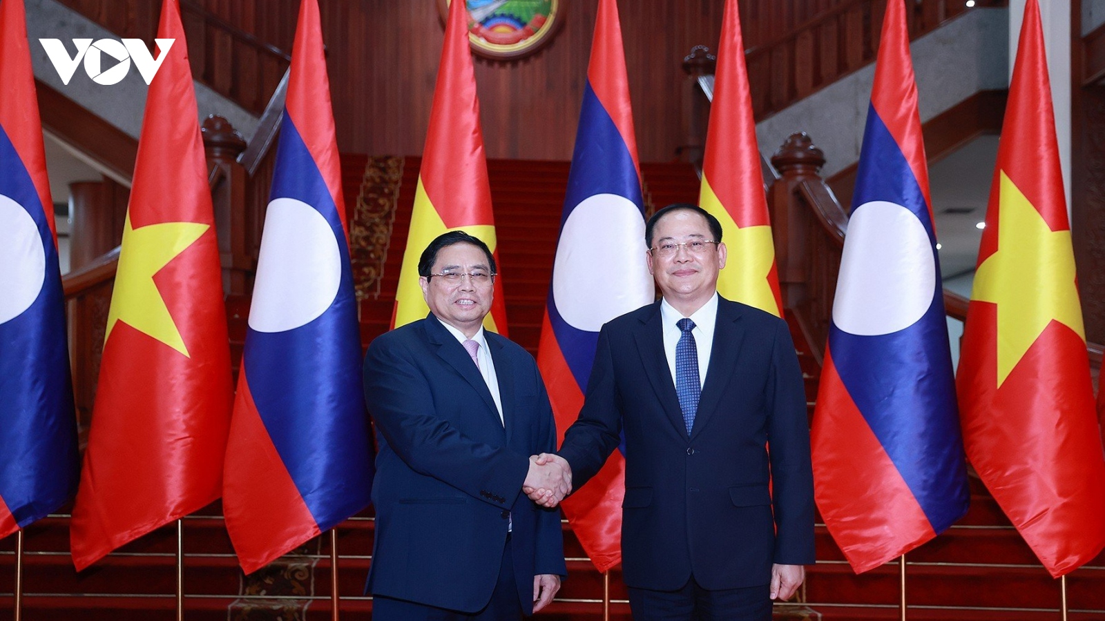 Thủ tướng Phạm Minh Chính gặp song phương Thủ tướng Lào Sonexay Siphandone