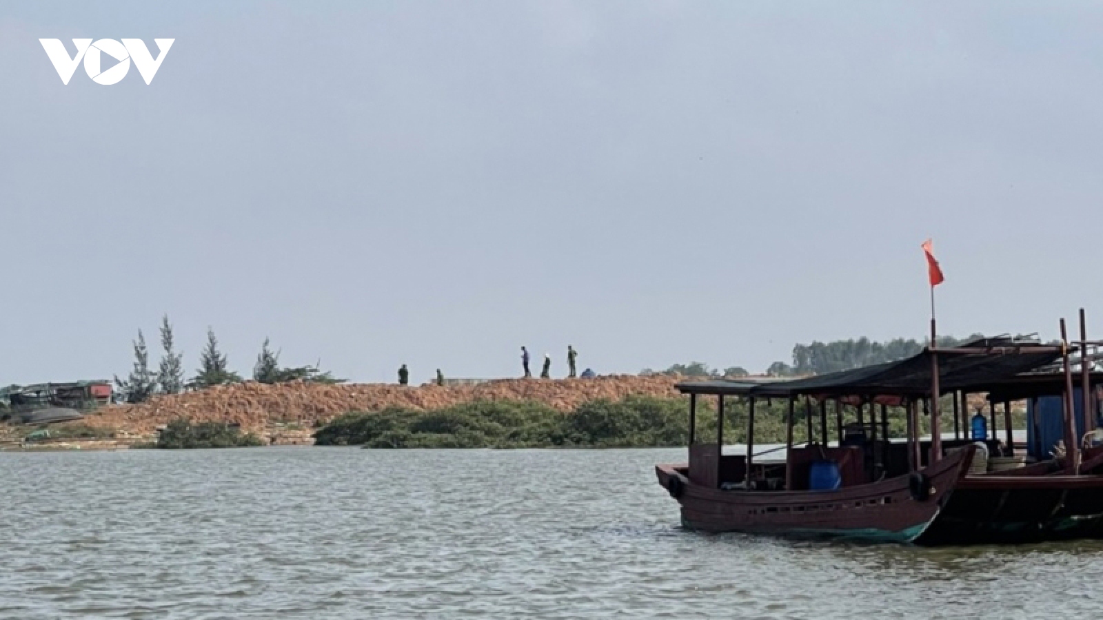 Phát hiện một thi thể tại khu vực cảng Bến Giang (Quảng Ninh)