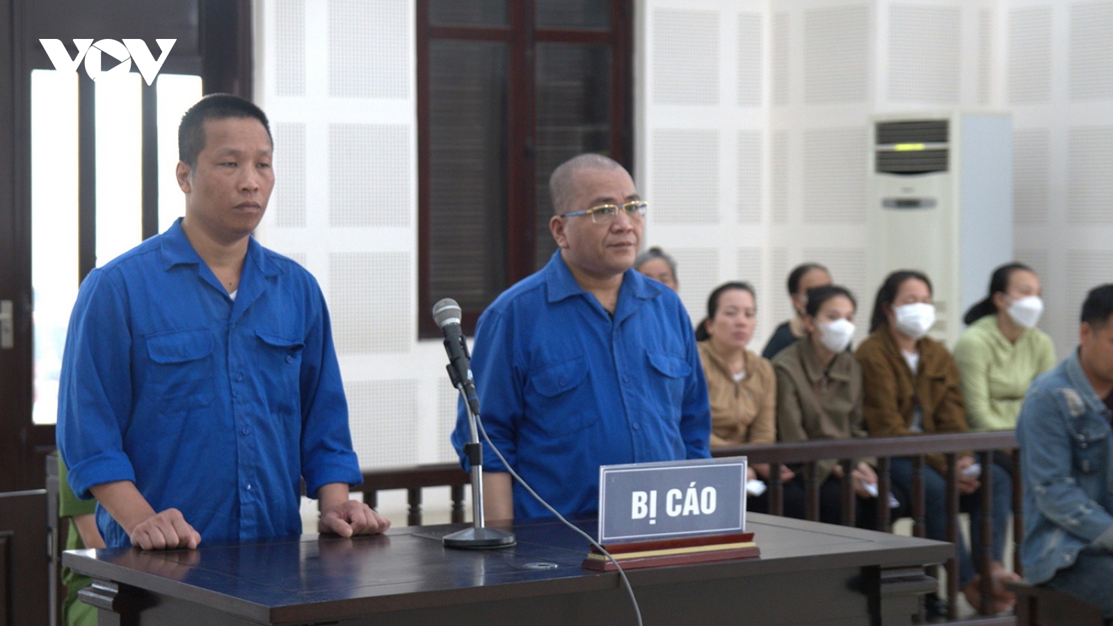 Gần 50 năm tù cho 2 kẻ lừa đảo 150 người đi xuất khẩu lao động rồi bỏ rơi tại Đà Nẵng