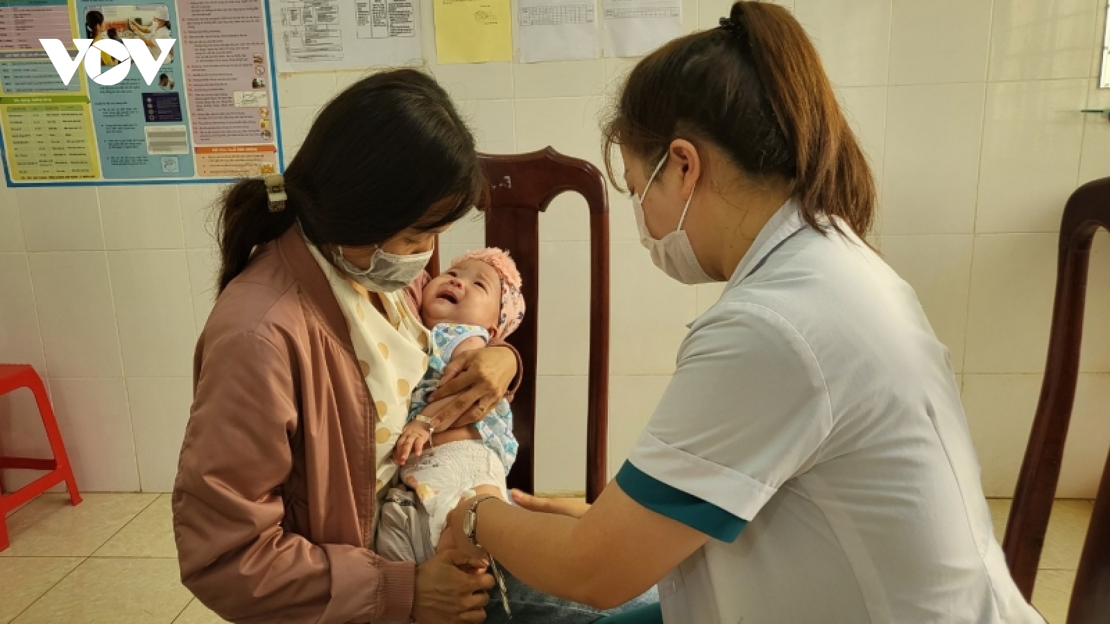 Đắk Lắk thiếu nhiều loại vaccine trong chương trình tiêm chủng mở rộng cho trẻ