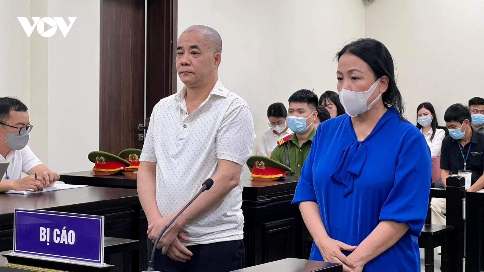 Cựu Phó Chánh VP Sở Tài nguyên và Môi trường Hà Nội bị tuyên 18 năm tù vụ "đất vàng"