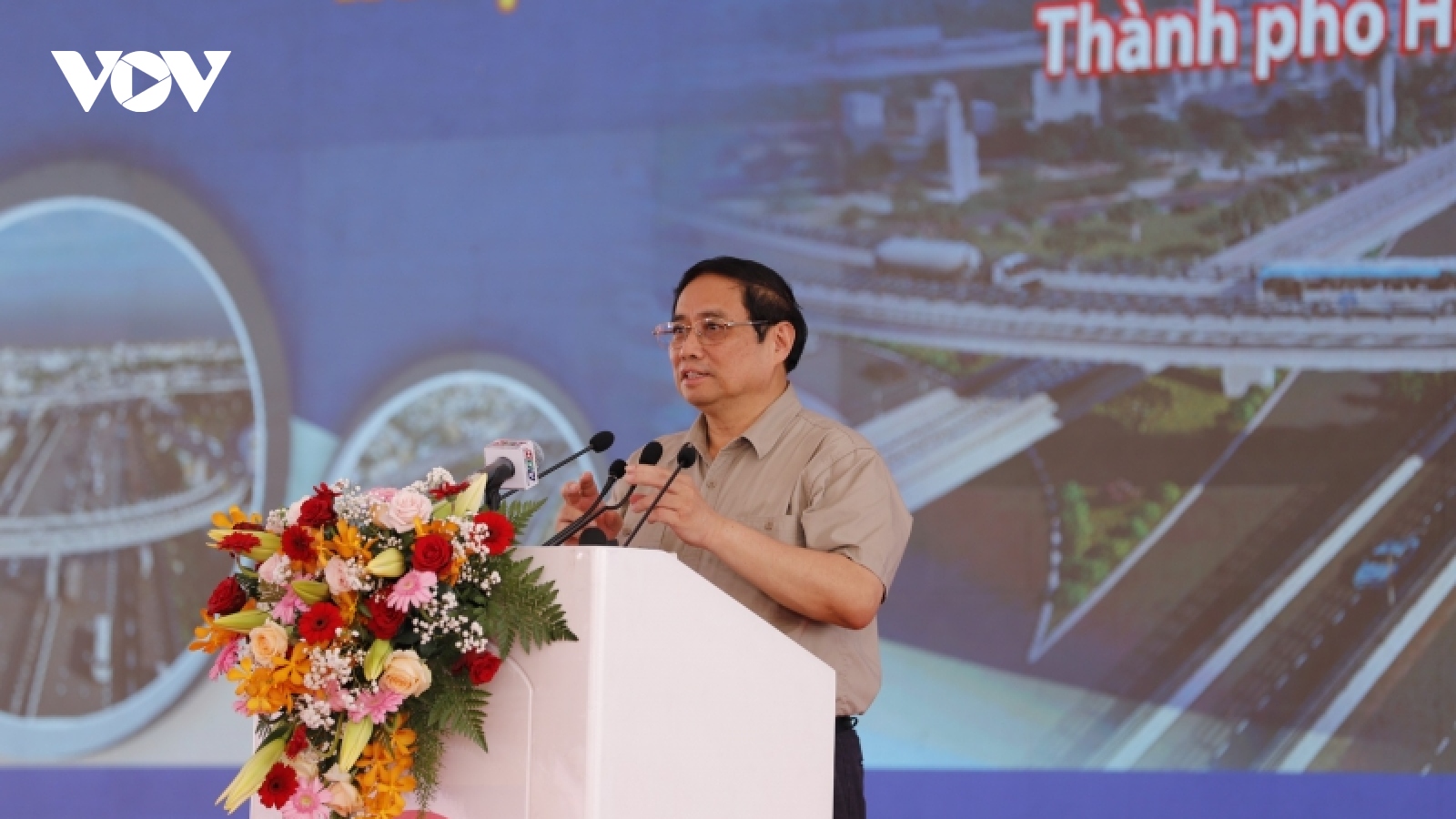 Thủ tướng Phạm Minh Chính phát lệnh khởi công 3 dự án trọng điểm ngành GTVT