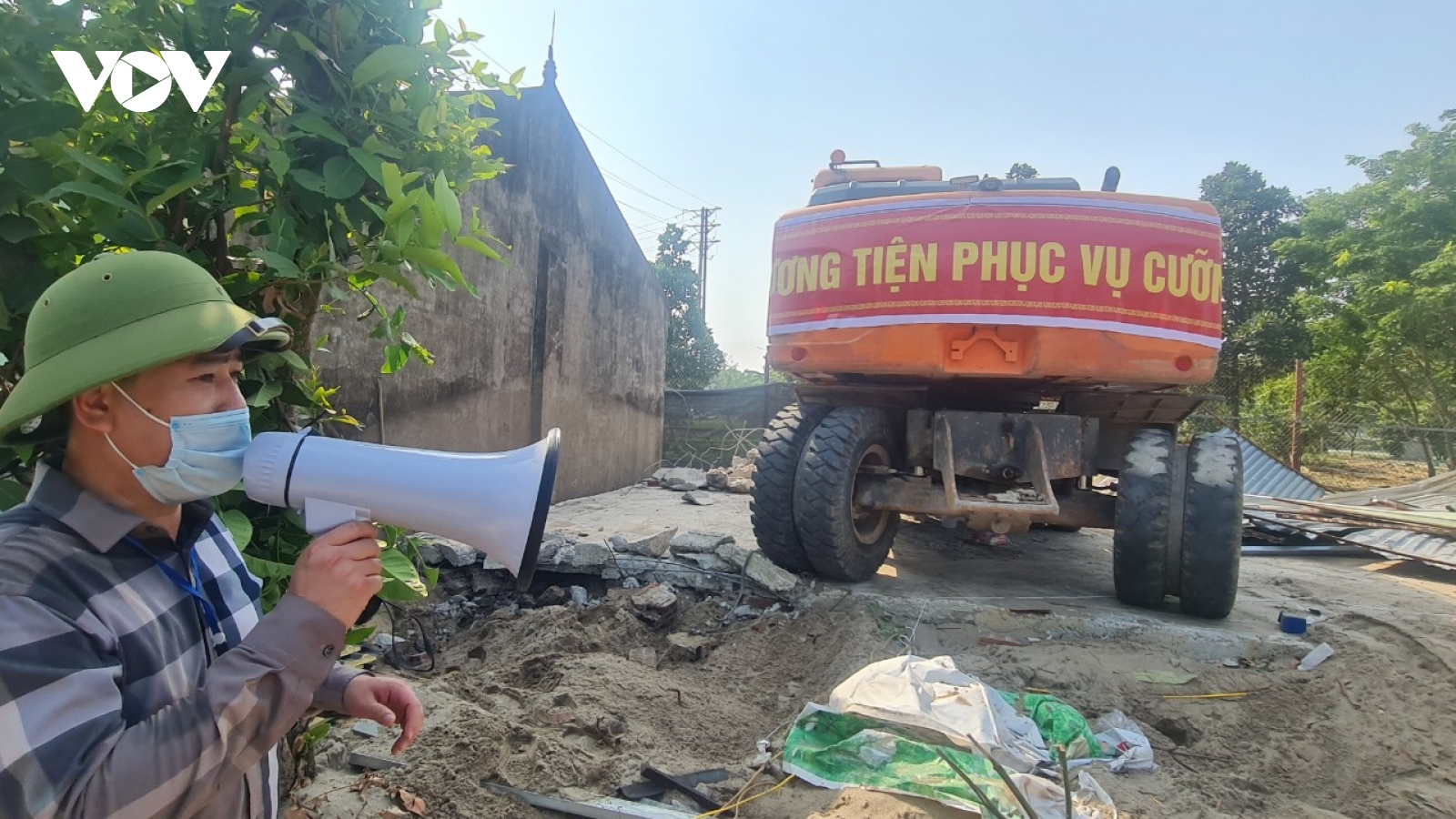 “Trầy trật” xử lý tình trạng xây dựng trái phép ở làng nghề sắt Châu Khê, Bắc Ninh