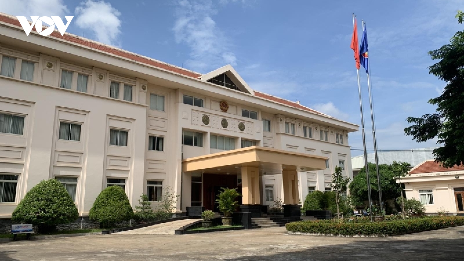 Đại sứ quán Việt Nam tại Lào cảnh báo lừa đảo lao động