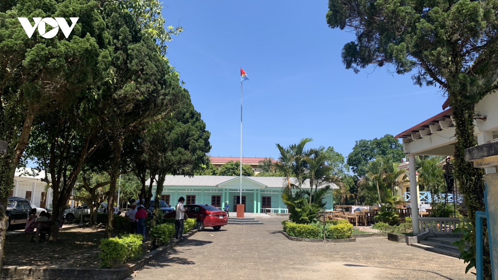 Thăm Di tích trụ sở Chính phủ Cách mạng lâm thời Cộng hòa miền Nam Việt Nam