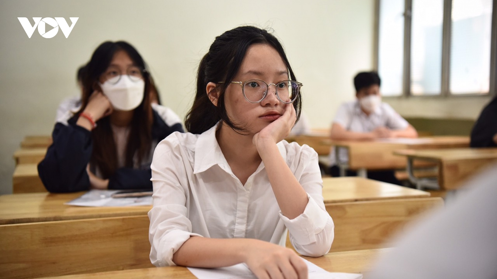 Giáo viên dự báo phổ điểm môn tiếng Anh thi vào 10 tại Hà Nội sẽ thấp hơn năm trước