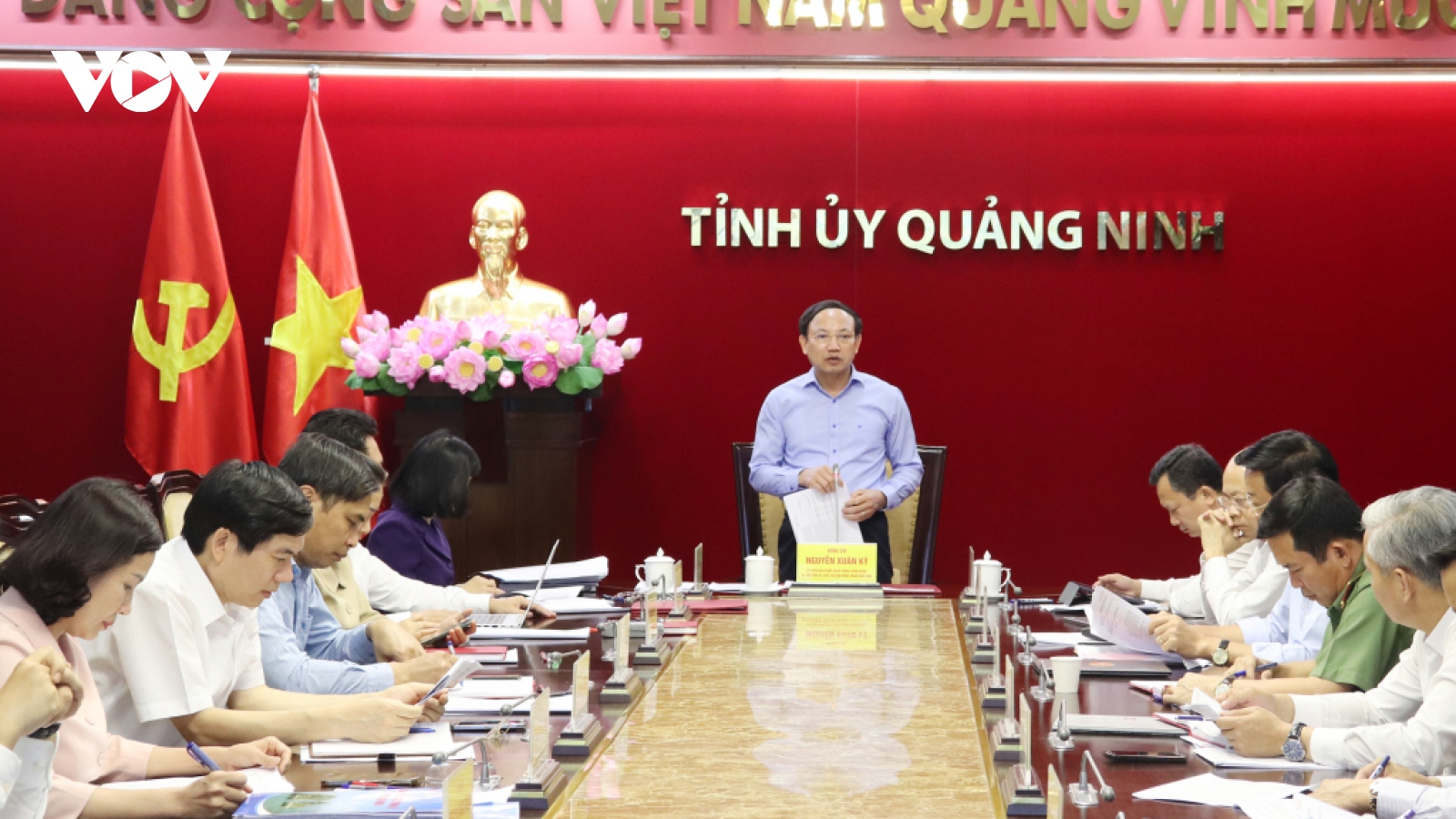 Phó Trưởng ban Dân vận huyện uỷ Vân Đồn bị cách tất cả chức vụ trong Đảng
