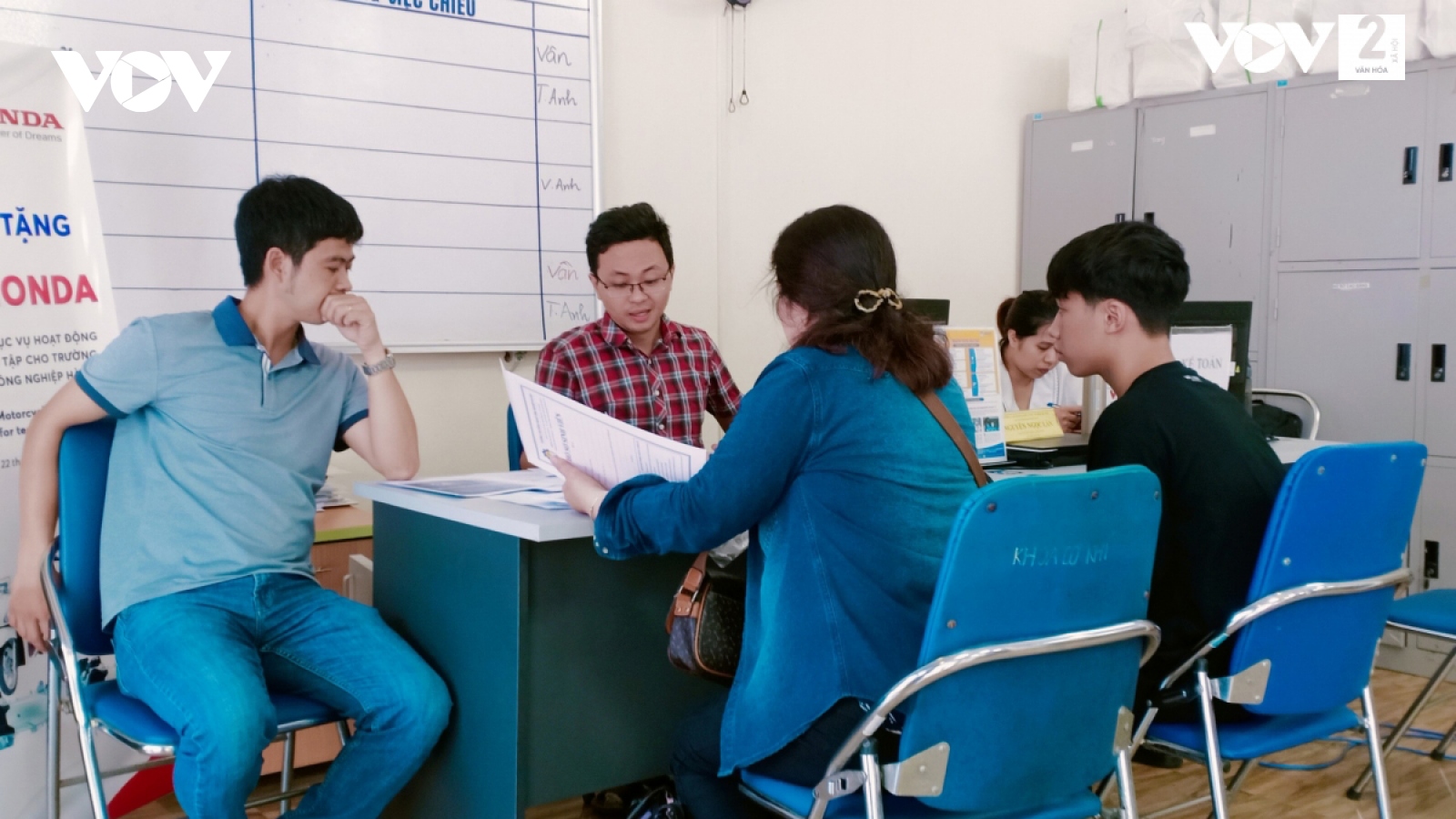 Trượt lớp 10 THPT, nhiều học sinh Hà Nội tìm đến trường nghề