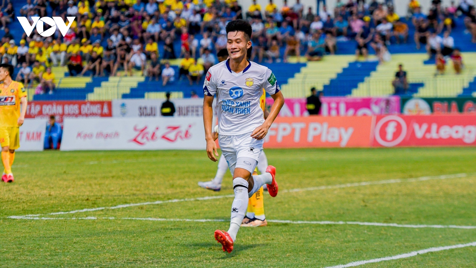 Kết quả vòng 1 giai đoạn 2 V-League 2023: Nam Định "hạ đẹp" Thanh Hoá