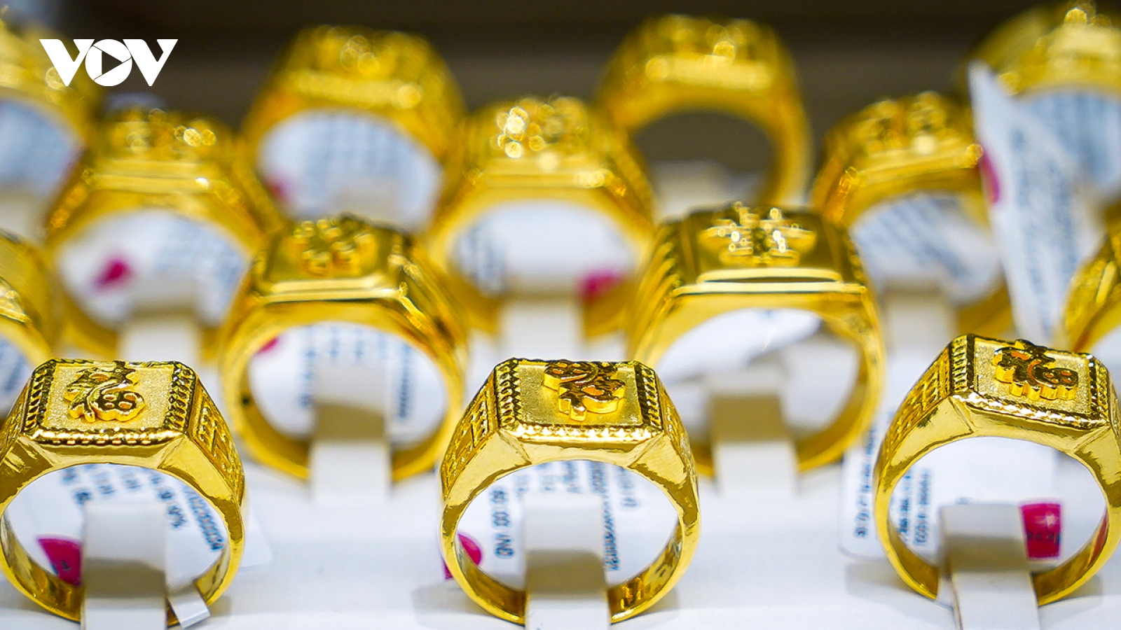 Giá vàng hôm nay 4/5: Vàng SJC tiếp tục tăng lên mức 85,9 triệu đồng/lượng