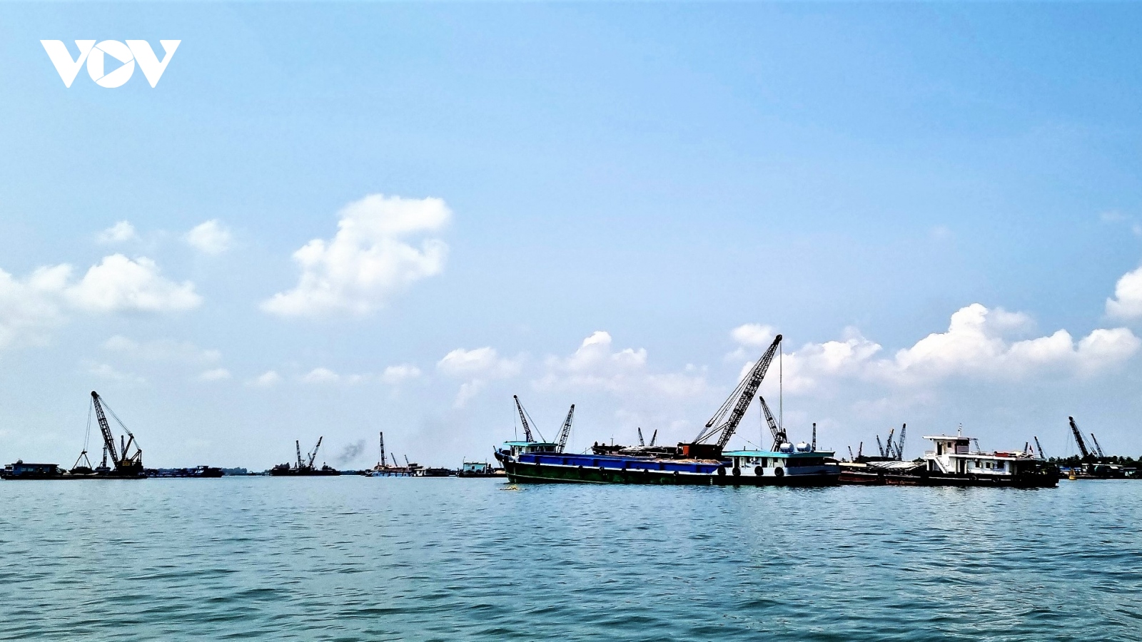 An Giang thu hồi giấy phép khai cát của Công ty Hải Toàn trên sông Tiền