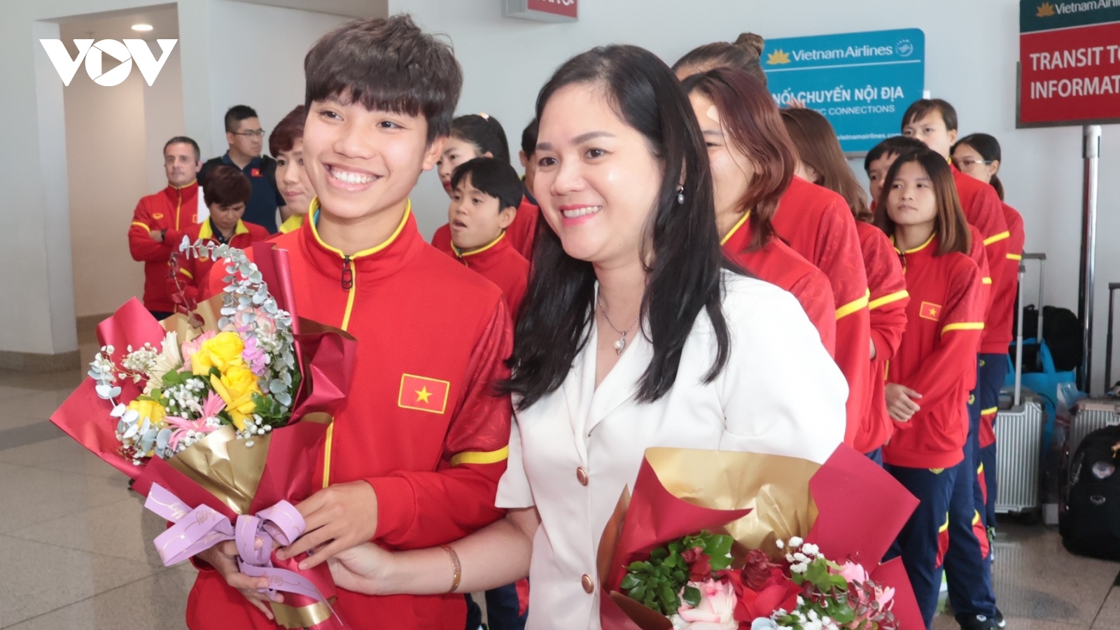 ĐT nữ Việt Nam về nước sau hành trình tại World Cup nữ 2023