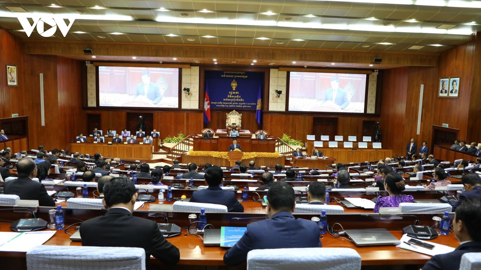 Lãnh đạo Việt Nam chúc mừng Quốc hội và Chính phủ Campuchia