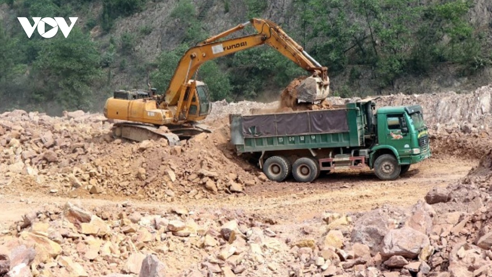 Quảng Trị giao 5 mỏ đất đắp phục vụ thi công cao tốc Bắc-Nam