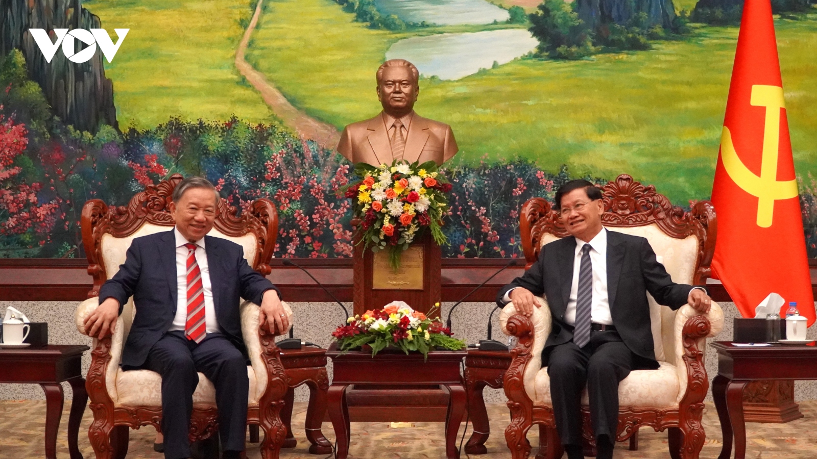 Lãnh đạo Lào đánh giá cao quan hệ hợp tác giữa hai Bộ Công an Việt Nam - Lào