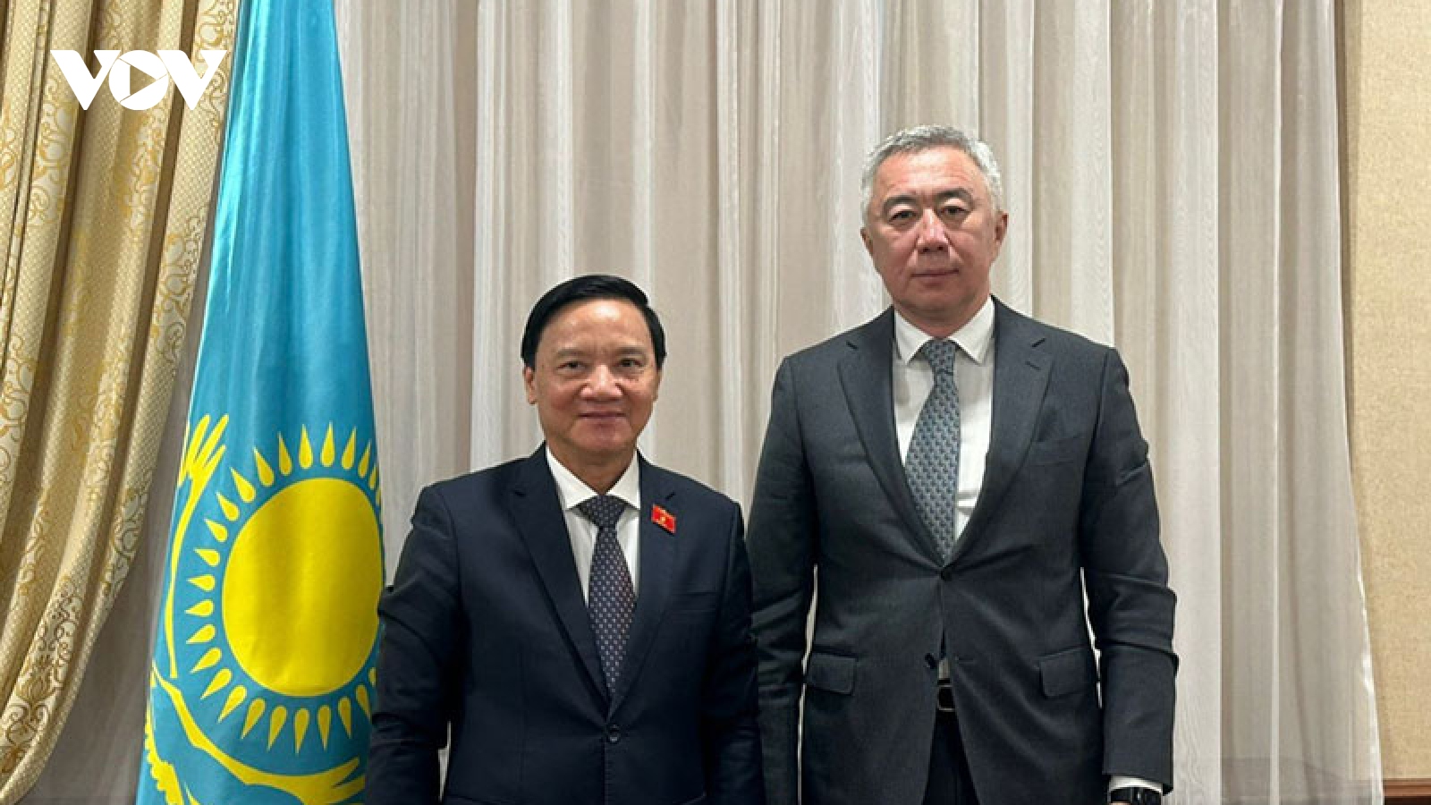 Phó Chủ tịch Quốc hội Nguyễn Khắc Định thăm Cộng hòa Kazakhstan