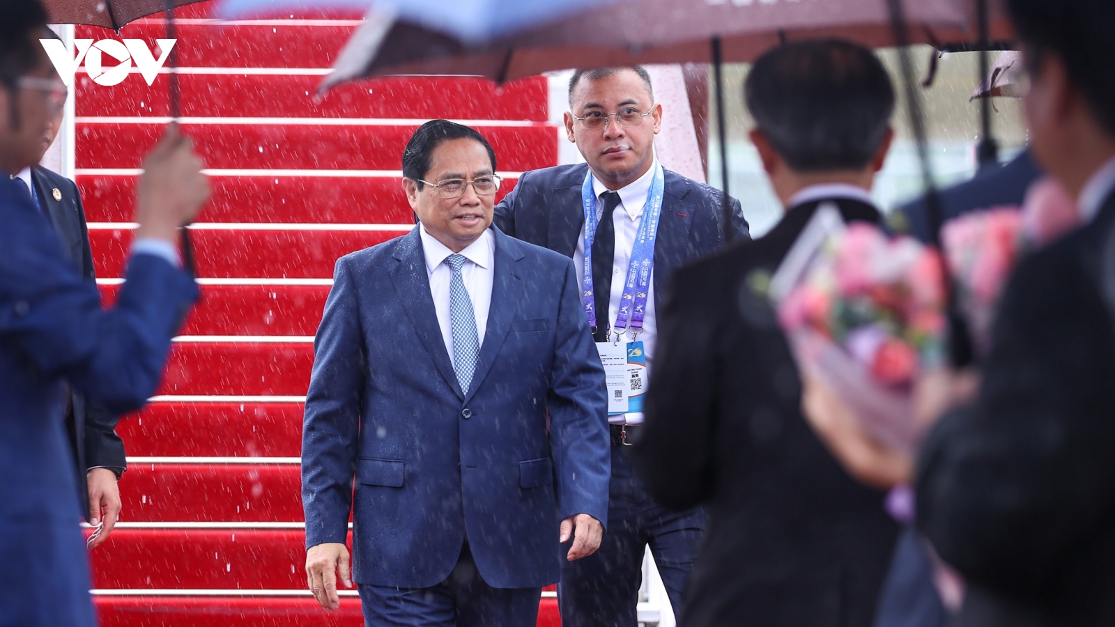 Thủ tướng đến Quảng Tây bắt đầu tham dự các hoạt động giữa ASEAN và Trung Quốc