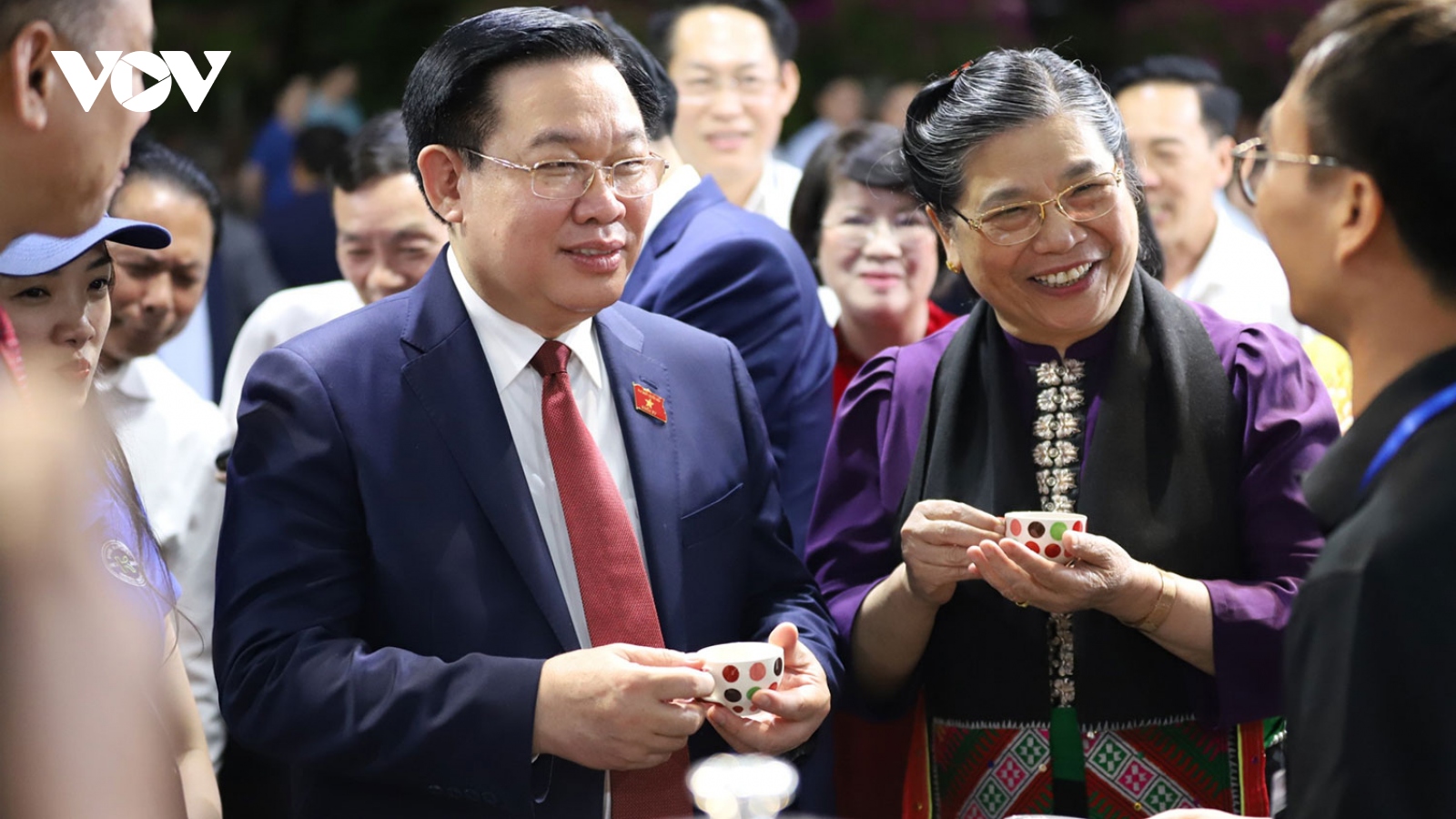 Chủ tịch Quốc hội dự Lễ hội Cà phê tỉnh Sơn La lần thứ nhất