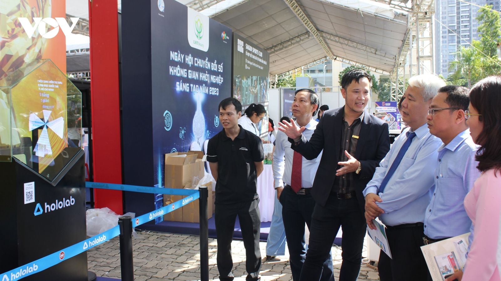 TP.HCM có không gian văn hóa Hồ Chí Minh trên mạng, với nhiều ngôn ngữ