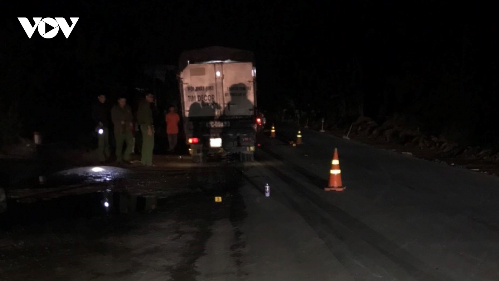 Đắk Lắk: Va chạm với xe tải, hai người phụ nữ đi xe máy tử vong tại chỗ