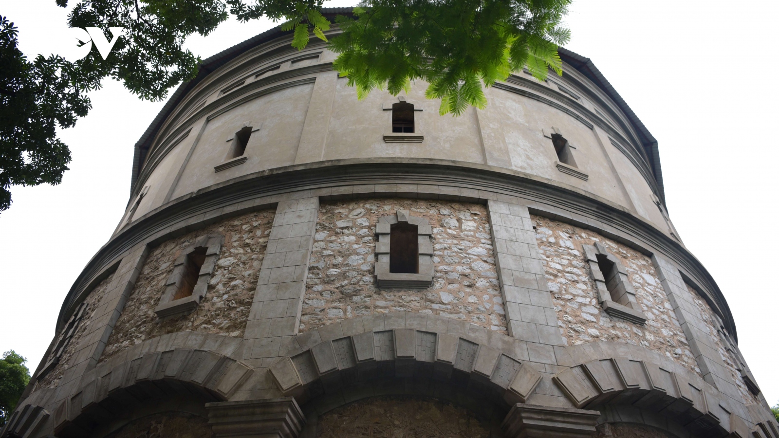 Tháp nước Hàng Đậu “lột xác” thành không gian nghệ thuật độc đáo giữa Hà Nội