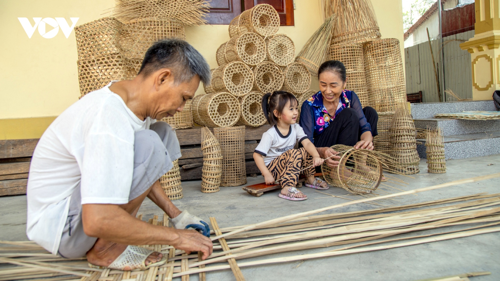 Bảo tồn làng nghề đan ngư cụ truyền thống ở Quảng Ninh