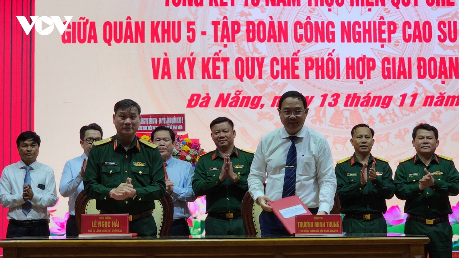 Quân khu 5 và Cao su Việt Nam phối hợp giữ vững quốc phòng, phát triển kinh tế