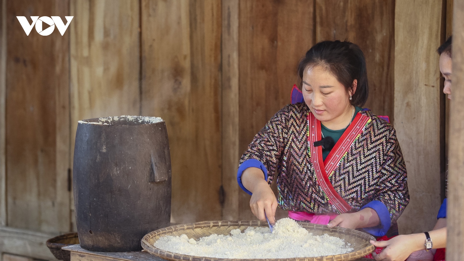 Khám phá món ăn mèn mén của người Mông nơi rẻo cao Điện Biên