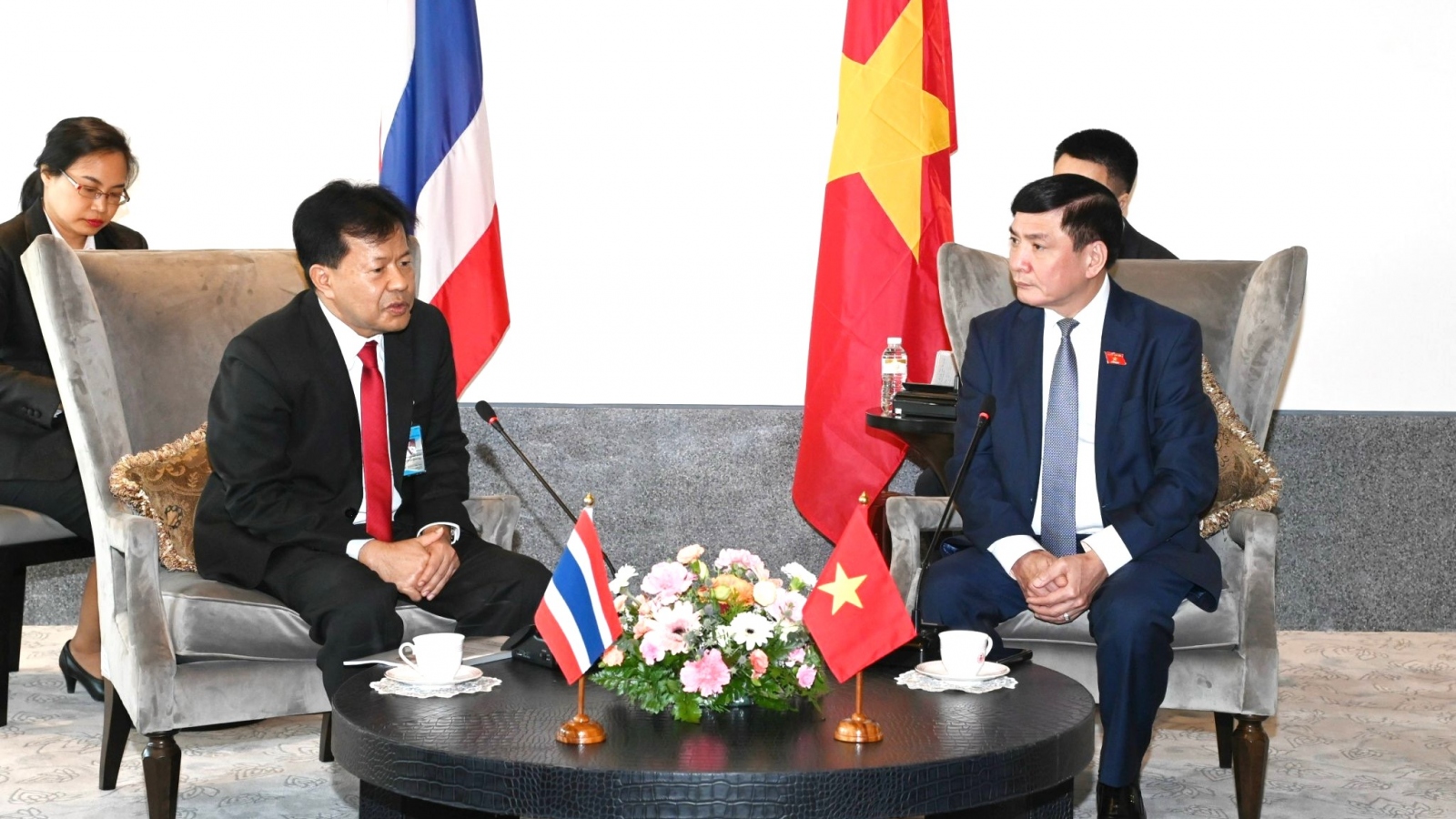 Tăng cường hợp tác giữa cơ quan tham mưu, giúp việc Quốc hội Việt Nam và Thái Lan