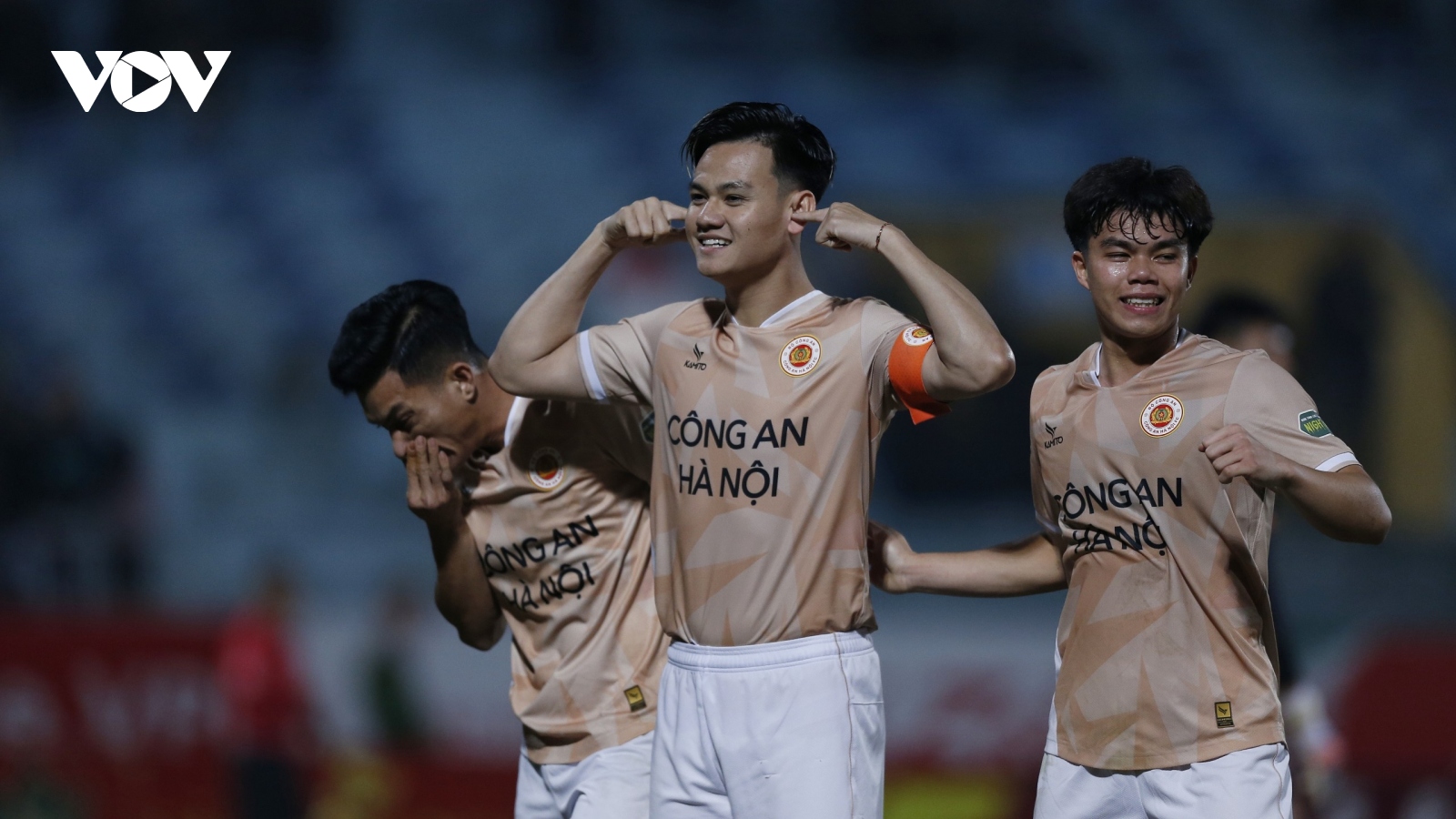Kết quả V-League ngày 26/12: CAHN, Hà Tĩnh và SLNA hưởng niềm vui