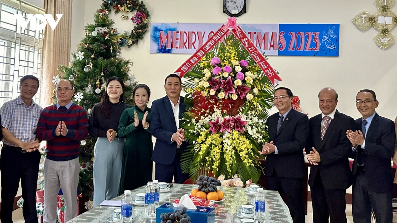 Lãnh đạo tỉnh Đắk Lắk thăm, chúc mừng các cơ sở tôn giáo dịp Lễ Giáng sinh