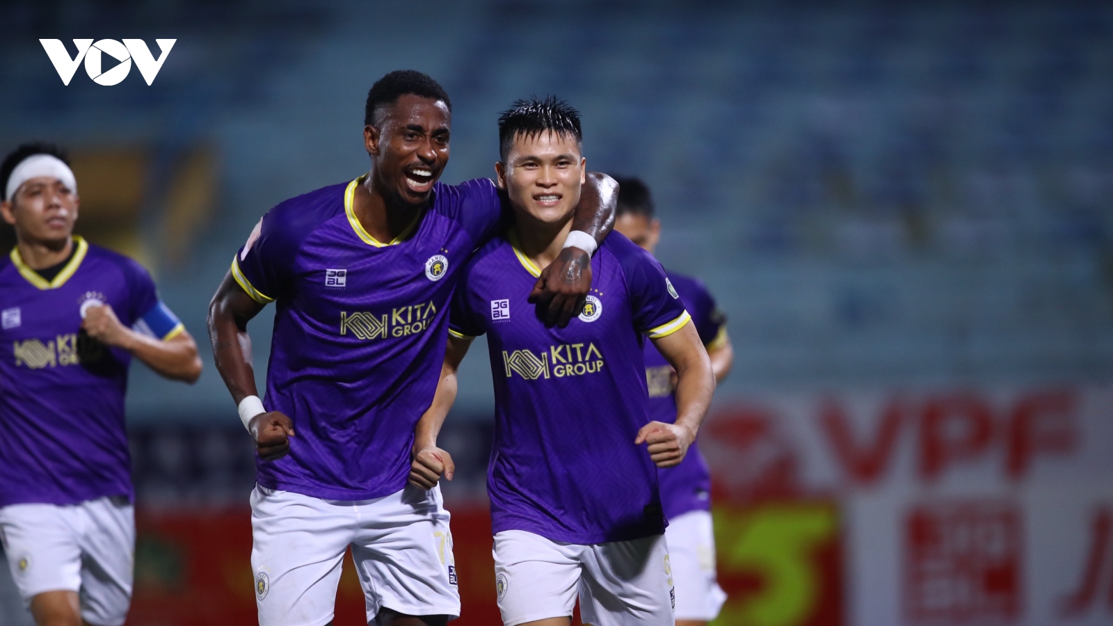 Kết quả V-League: Hà Nội FC thắng SLNA, Bình Dương hạ gục Khánh Hoà
