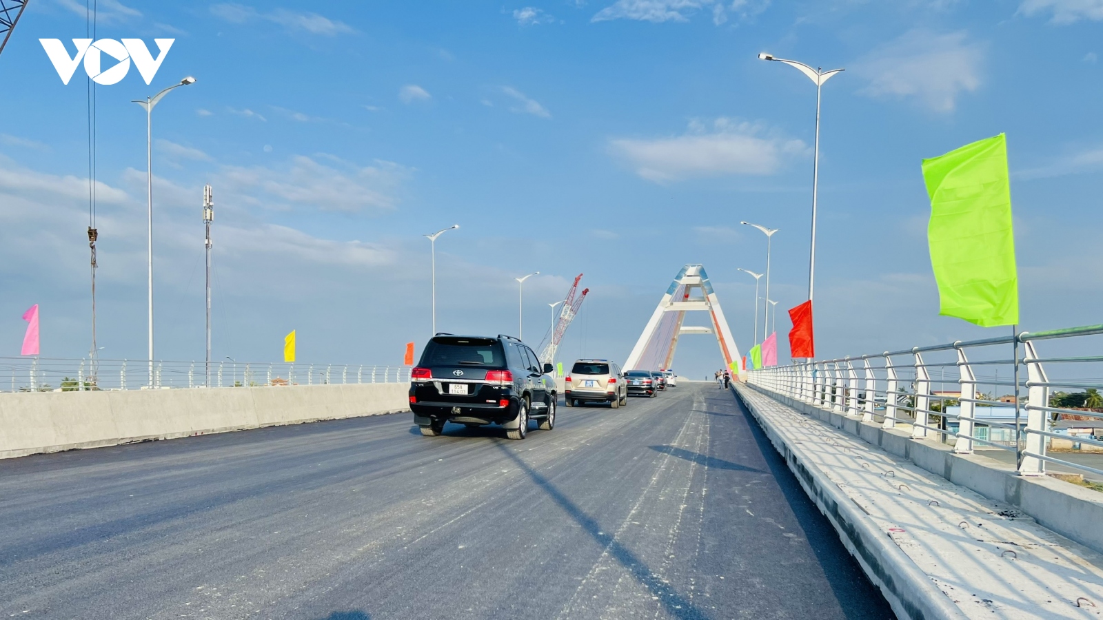 Thông xe kỹ thuật “một bên” cây cầu thứ 4 vượt sông Cần Thơ