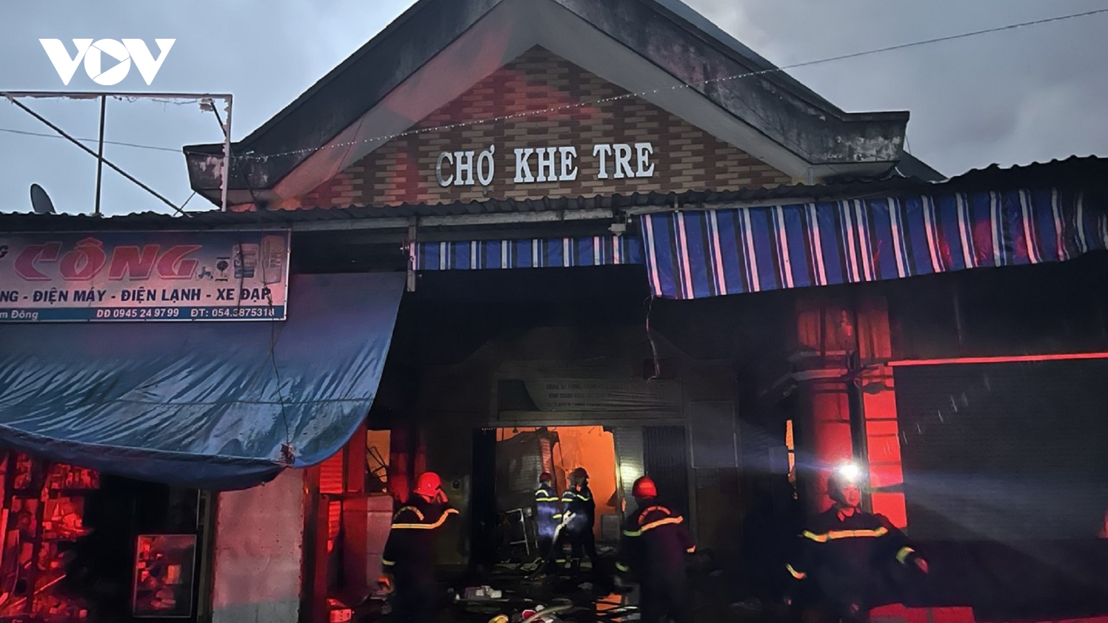 Thừa Thiên Huế trợ giúp các hộ kinh doanh bị thiệt hại do cháy chợ Khe Tre