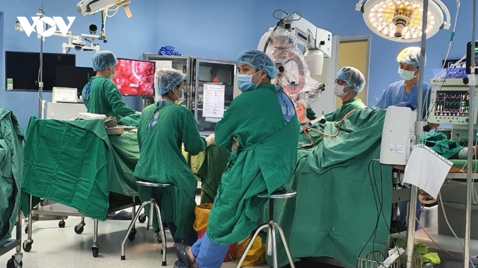 Lần đầu tiên bệnh viện Yên Bái phẫu thuật vỡ xương chậu phức tạp