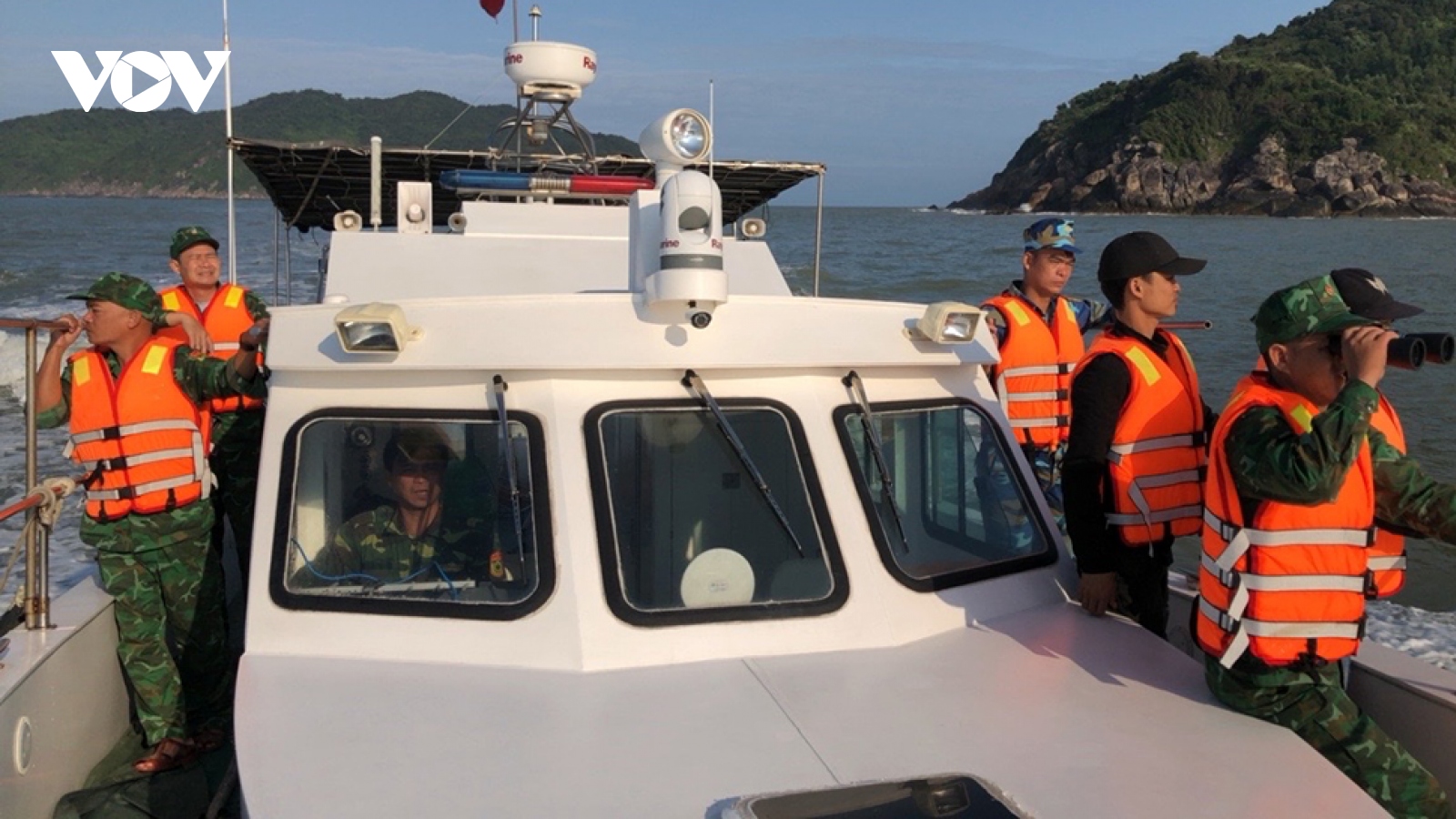 Đà Nẵng: Khẩn trương tìm kiếm 1 người rơi xuống biển mất tích