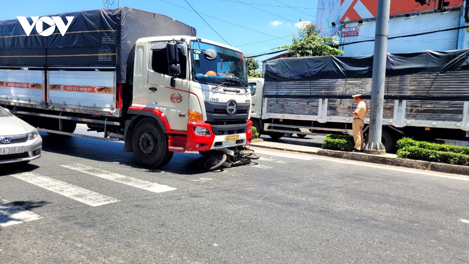 Tiền Giang: Xe tải tông xe mô tô 2 bánh, một người tử vong