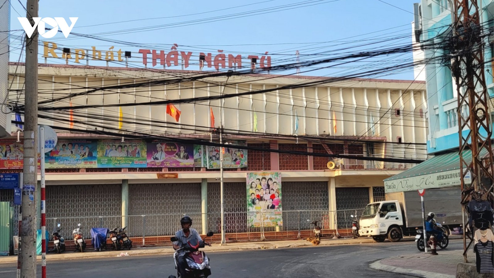 Rạp hát cải lương đầu tiên ở Việt Nam: “Bỏ thì thương vương thì tội”